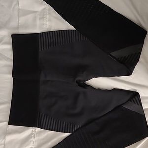NWOT Workout Pants
